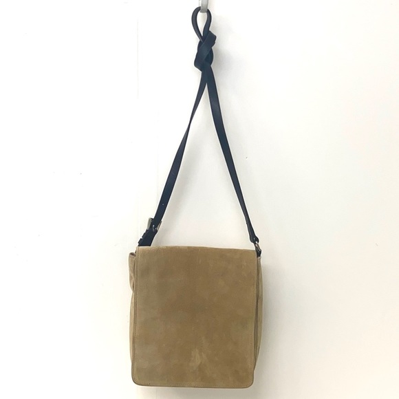 Wilson’s Women's Tan Suede Leather Maxima Crossbody Handbag - Picture 2 of 9